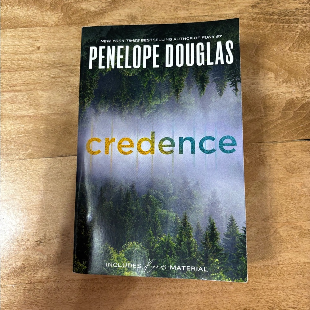 Credence by Penelope Douglas
Book